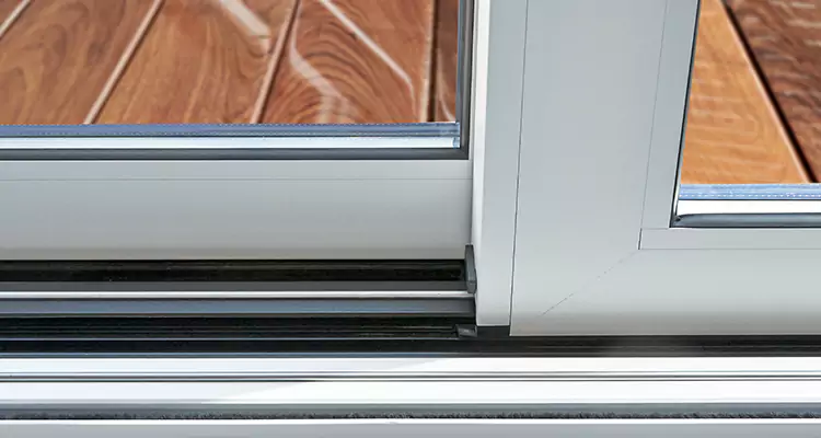 Patio Doors Leaking Water Issue Repair Services in Lealman, FL