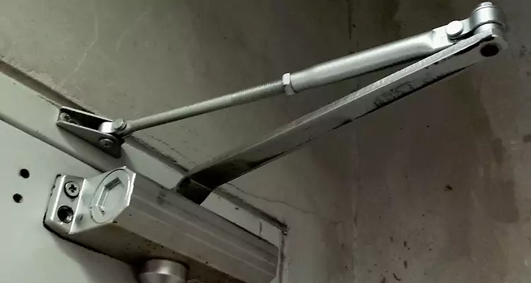 Door Closer Parallel Arm Installation in Lealman, FL