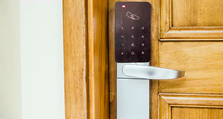 Keyless Hotel Door Locks Repair in Lealman, FL